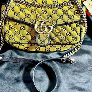 AUTHENTIC GUCCI….💥💥💥💥 GG MARMONT SHOULDER BAG…..